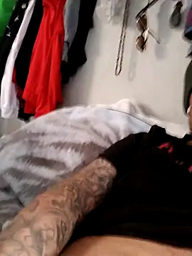 wilfredovilltl online show from November 14, 2025, 4:54 pm