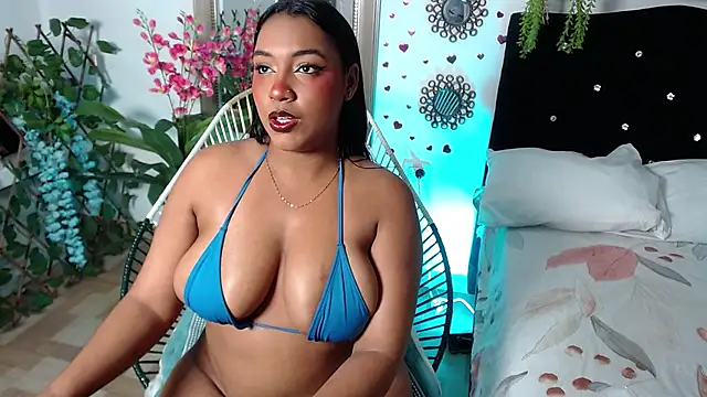 rachel moon  online show from October 11, 2025, 12:33 am