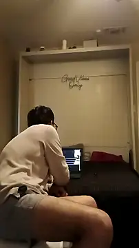 Snapshot of lRainbowBoy chatting on April 1, 2026, 10:07 pm lRainbowBoy online show from April 1, 2026, 10:07 pm