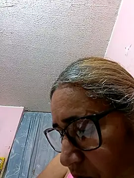  candi online show from October 18, 2025, 2:13 am