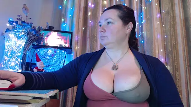 Snapshot of amorelara chatting on February 4, 2026, 6:19 am amorelara online show from February 4, 2026, 6:19 am