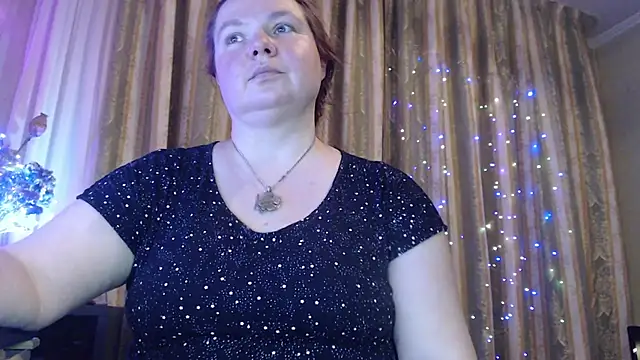 amorelara online show from June 30, 2026, 3:12 pm