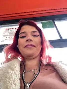 RiriRoseey online show from March 25, 2026, 8:57 am