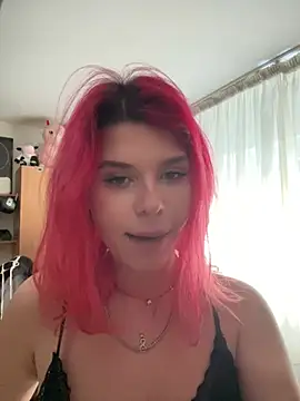 Snapshot of RiriRoseey chatting on February 20, 2025, 8:06 am RiriRoseey online show from February 20, 2025, 8:06 am