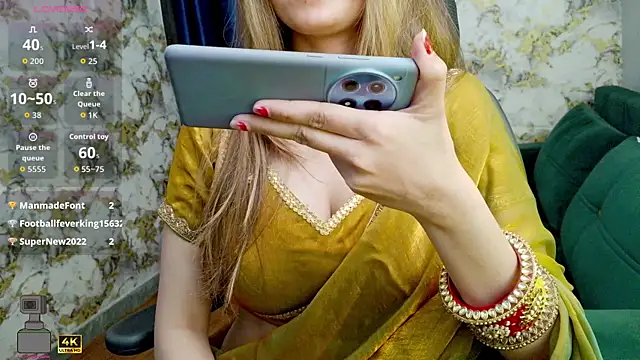 Snapshot of sassysonia chatting on June 18, 2026, 5:40 pm sassysonia online show from June 18, 2026, 5:40 pm