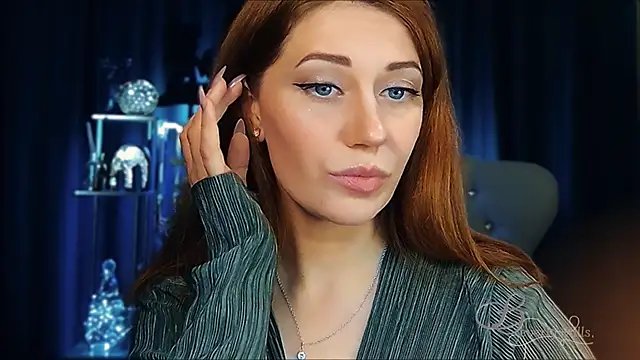 Snapshot of MissBeverlyMills chatting on April 9, 2026, 10:54 am MissBeverlyMills online show from April 9, 2026, 10:54 am