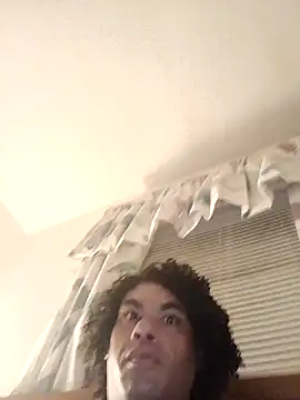 Snapshot of prettyythickk420 chatting on September 29, 2025, 5:58 am prettyythickk420 online show from September 29, 2025, 5:58 am