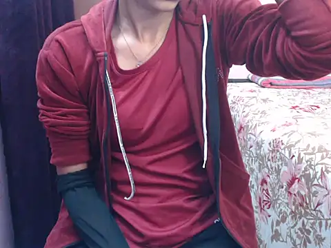 Angel kiyara online show from December 18, 2025, 6:56 pm