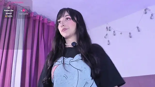 v1cky  online show from November 19, 2025, 12:21 am