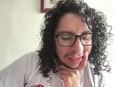 littlelatinhunter online show from January 7, 2026, 6:13 pm