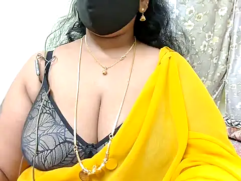 Snapshot of Pallavi-sri chatting on February 9, 2025, 7:41 pm Pallavi-sri online show from February 9, 2025, 7:41 pm