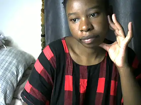 Novah  online show from June 4, 2026, 2:49 am