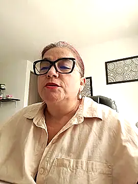 MARIANMILLS   online show from March 22, 2025, 4:26 pm