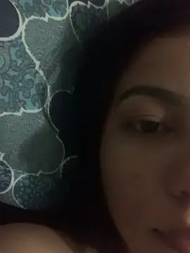 Julinhasz online show from February 12, 2025, 3:07 am