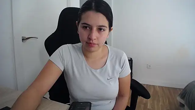 Contantin helena online show from February 6, 2026, 11:06 am