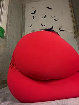 Erotic Synth Goddess online show from March 7, 2026, 4:45 pm