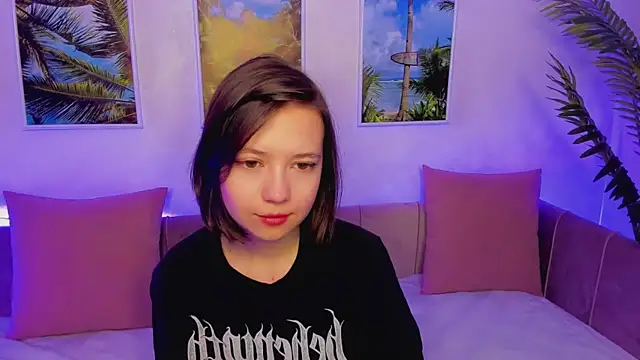 Snapshot of Lina_Brownie chatting on January 21, 2025, 2:11 am Lina Brownie online show from January 21, 2025, 2:11 am