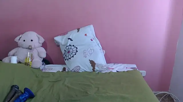 Snapshot of Susanlover chatting on February 10, 2026, 1:32 pm Susanlover online show from February 10, 2026, 1:32 pm