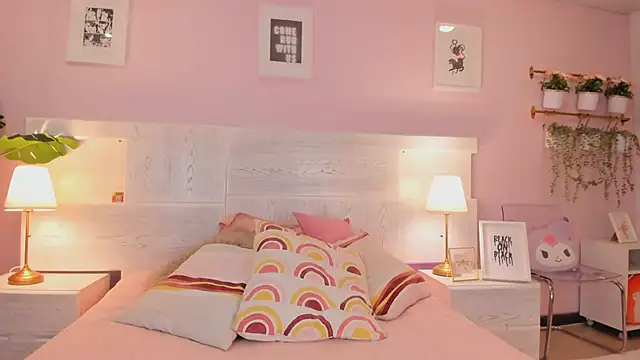 Snapshot of little-natt chatting on March 10, 2025, 12:49 pm little-natt online show from March 10, 2025, 12:49 pm