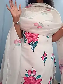 Snapshot of Aachal_7 chatting on October 20, 2025, 5:42 am Aachal 7 online show from October 20, 2025, 5:42 am