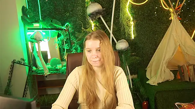 Snapshot of MayaSinabon chatting on March 15, 2025, 9:09 am MayaSinabon online show from March 15, 2025, 9:09 am