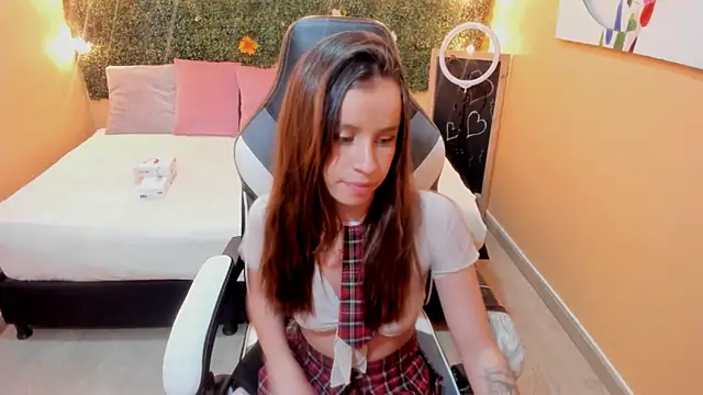 Violeta Hernandez online show from January 21, 2025, 4:05 pm