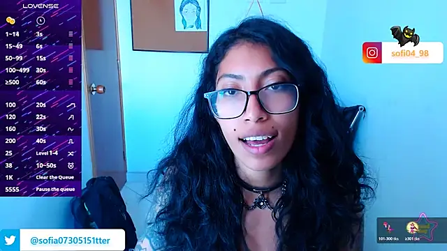 sofia rosse4 online show from April 22, 2026, 6:47 pm