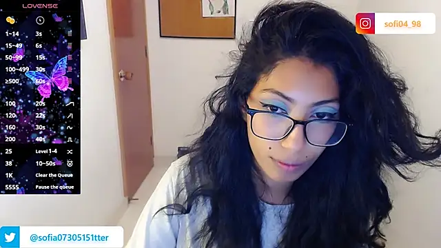 sofia rosse4 online show from June 13, 2026, 1:58 am