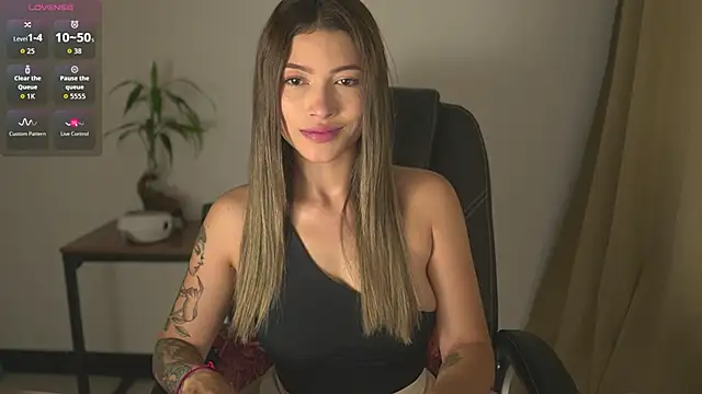 AyraSmith  online show from June 29, 2026, 11:59 pm