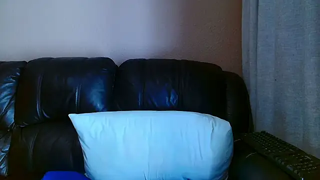 Snapshot of HotSmallTits chatting on January 9, 2026, 5:42 pm HotSmallTits online show from January 9, 2026, 5:42 pm