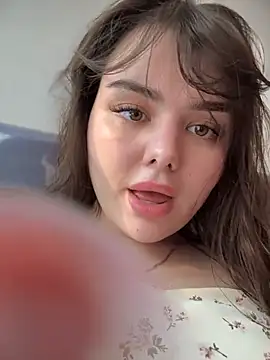 Snapshot of NikaMur chatting on February 1, 2026, 1:04 am NikaMur online show from February 1, 2026, 1:04 am