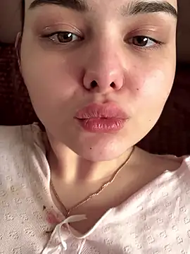 NikaMur online show from October 29, 2025, 2:54 am