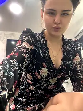 NikaMur online show from September 17, 2025, 3:52 am