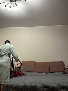 Snapshot of NikaMur chatting on December 15, 2025, 2:39 am NikaMur online show from December 15, 2025, 2:39 am