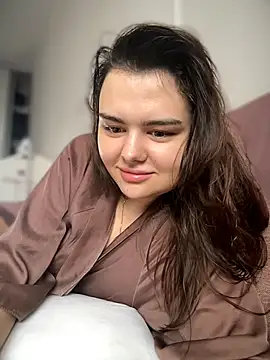 Snapshot of NikaMur chatting on June 26, 2026, 4:07 am NikaMur online show from June 26, 2026, 4:07 am