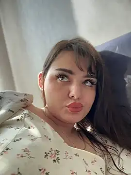 Snapshot of NikaMur chatting on February 16, 2026, 2:10 am NikaMur online show from February 16, 2026, 2:10 am