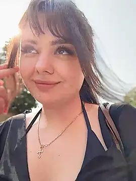 Snapshot of NikaMur chatting on February 15, 2026, 2:56 am NikaMur online show from February 15, 2026, 2:56 am