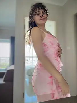 Snapshot of NikaMur chatting on February 28, 2026, 2:22 am NikaMur online show from February 28, 2026, 2:22 am