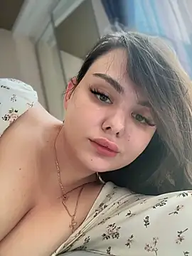 Snapshot of NikaMur chatting on February 21, 2026, 2:02 am NikaMur online show from February 21, 2026, 2:02 am