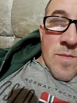 Staseqn online show from December 21, 2025, 12:02 am