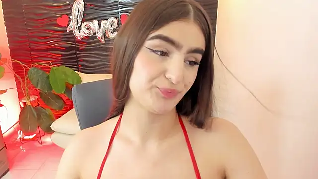 sofia 44 online show from October 1, 2025, 1:04 pm