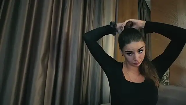 your bunnygirl online show from October 9, 2025, 7:53 am