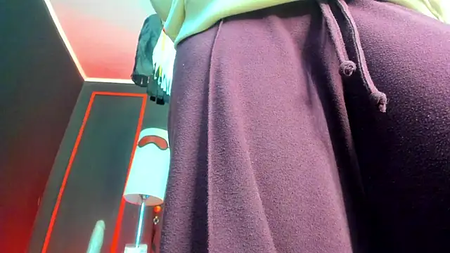 CharlotteScotte online show from October 17, 2025, 12:07 pm