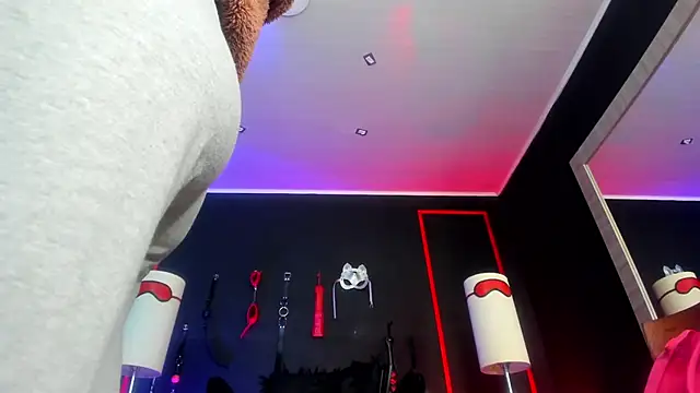 CharlotteScotte online show from October 13, 2025, 12:29 pm