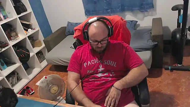 ravingr4d4 online show from September 25, 2025, 11:22 pm