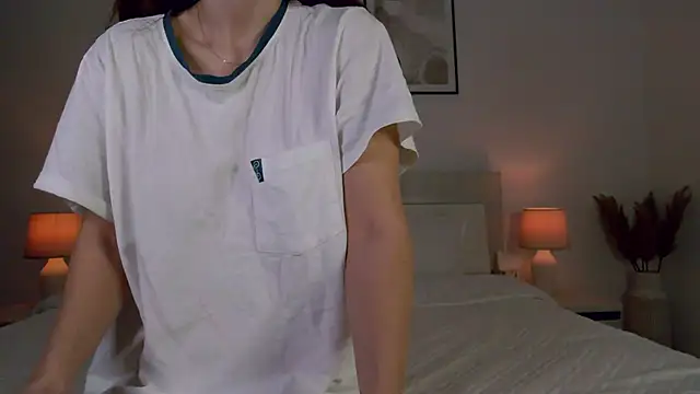 Snapshot of LilyRoselyn chatting on March 11, 2025, 2:32 am LilyRoselyn online show from March 11, 2025, 2:32 am
