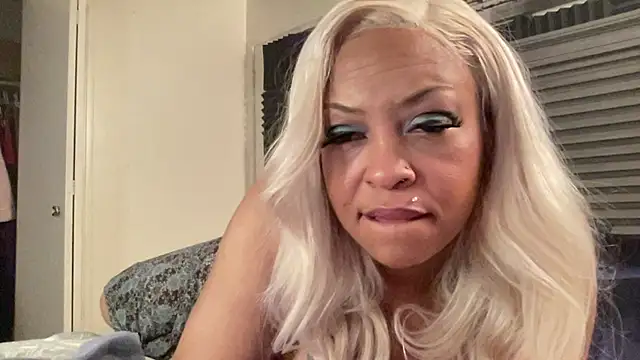 Snapshot of cocaNutt chatting on February 18, 2026, 1:29 pm cocaNutt online show from February 18, 2026, 1:29 pm