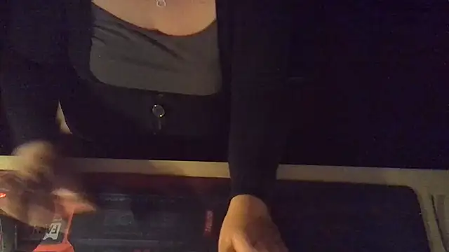 Silvia2277 online show from October 1, 2025, 6:01 pm