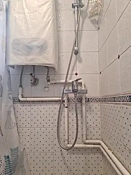 john ng654321 online show from September 15, 2025, 1:39 am