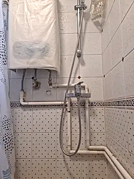 john ng654321 online show from September 29, 2025, 1:56 am